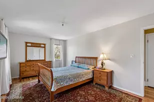 1 Flintlock Rd, Freehold, NJ 07728 - Photo 20