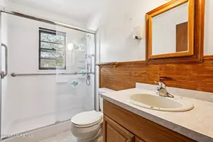 22 Meadowbrook Ave, Atlantic Highlands, NJ 07716 - Photo 18