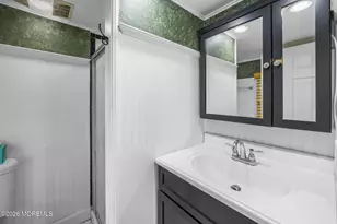 42 Bayberry Ln, Middletown, NJ 07748 - Photo 24