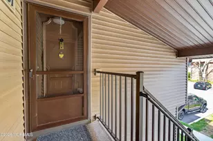 61 Hancock Ct, Red Bank, NJ 07701 - Photo 4