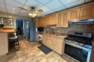 32 Brunswick Dr, Howell Township, NJ 07731 - Photo 2