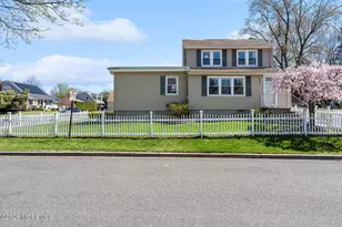 42 Lake Blvd, Aberdeen Township, NJ 07747 - Photo 24