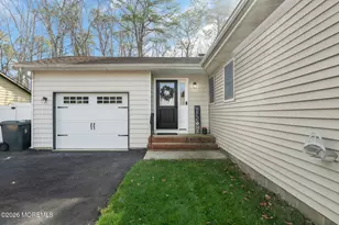 391 Lighthouse Dr, Manahawkin, NJ 08050 - Photo 2