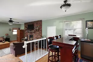 771 Park Ave, Belford, NJ 07718 - Photo 18