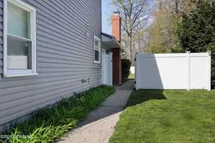 771 Park Ave, Belford, NJ 07718 - Photo 46