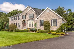 1842 Charlton Cir, Toms River Township, NJ 08755 - Photo 2