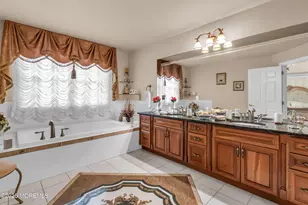 60 Yellow Meetinghouse Rd, Cream Ridge, NJ 08514 - Photo 28
