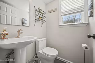 39 Tioga Dr, Howell Township, NJ 07731 - Photo 18