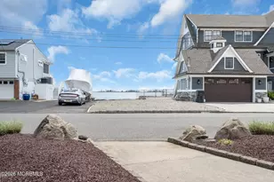 16 Bay Breeze Dr W, Toms River Township, NJ 08753 - Photo 12