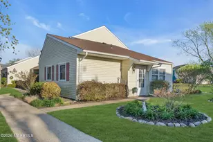 15 S Seas Ct, Barnegat, NJ 08005 - Photo 2