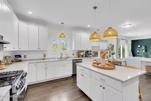 285 Washington St, Keyport, NJ 07735 - Photo 14