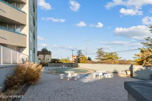 300 Ocean Ave N, Long Branch, NJ 07740 - Photo 24