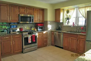 407 Church St, Middletown, NJ 07718 - Photo 8