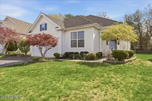 74 Pond View Cir, Barnegat, NJ 08005 - Photo 2