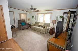 19 Sheryl Ct, Spotswood, NJ 08884 - Photo 4