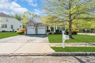 23 Hulsart Ct, Marlboro Township, NJ 07746 - Photo 6