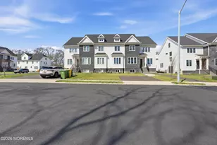 193 Colonial Dr, Lakewood, NJ 08701 - Photo 4