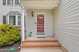 981 Feathertree Dr, Toms River Township, NJ 08753 - Photo 4