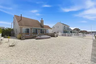 390 Bayview Ave, Bayville, NJ 08721 - Photo 34
