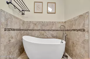 190 Kentucky Way, Freehold, NJ 07728 - Photo 52