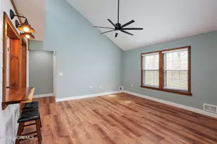 605 Begonia Ct, Jackson, NJ 08527 - Photo 2