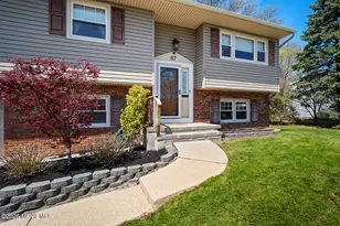 87 Newbury Rd, Howell Township, NJ 07731 - Photo 2