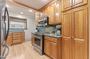 114 Ocean Blvd, Keyport, NJ 07735 - Photo 10