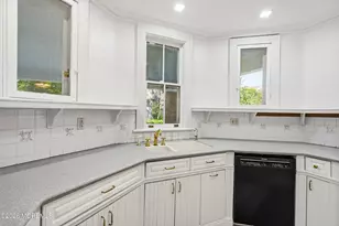 211 Cedar Ave, Allenhurst, NJ 07711 - Photo 14