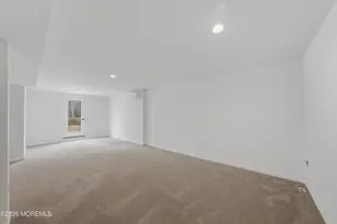 22 Remington Ct, Farmingdale, NJ 07727 - Photo 20