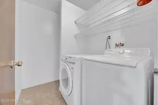 1 Chelsea Ct, Sayreville, NJ 08859 - Photo 26