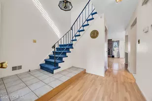 1 Chelsea Ct, Sayreville, NJ 08859 - Photo 8