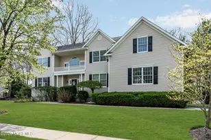 105 Mesa Verde Ln, Howell Township, NJ 07731 - Photo 6