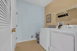 105 Mesa Verde Ln, Howell Township, NJ 07731 - Photo 34