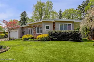 30 Parkview Ter, Lincroft, NJ 07738 - Photo 2