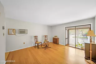 42 Medford Ct, Red Bank, NJ 07701 - Photo 6