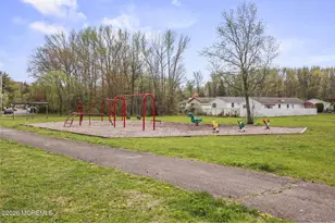 1 Parkview Way, Englishtown, NJ 07726 - Photo 32