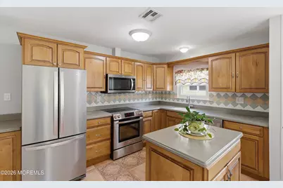 428 Saint Thomas Drive, Toms River Township, NJ 08757 - Photo 4