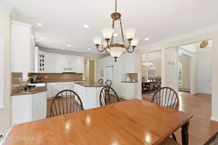 5 Maple Knoll Ln, Manalapan Township, NJ 07726 - Photo 16