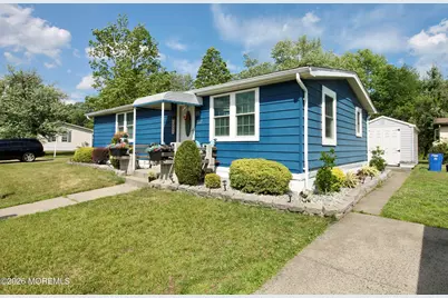 562 Sara Drive, Freehold, NJ 07728 - Photo 2