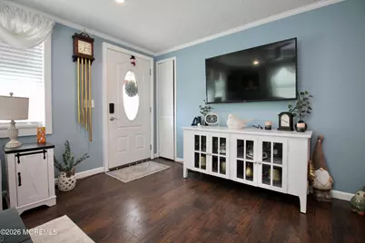 562 Sara Drive, Freehold, NJ 07728 - Photo 8