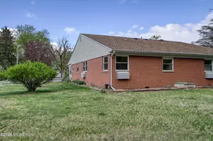 8 Hamilton Ln, Whiting, NJ 08759 - Photo 18