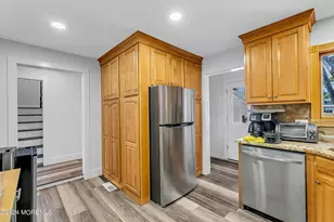 295 Jerome Ave, Oakhurst, NJ 07755 - Photo 10