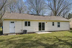 48 Morton Ave, Monroe Township, NJ 08831 - Photo 20