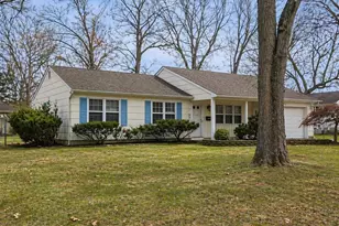 48 Morton Ave, Monroe Township, NJ 08831 - Photo 4