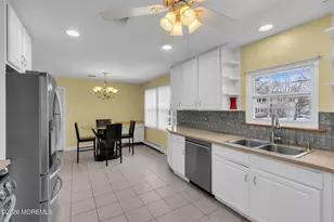 496 Apple Valley Dr, Belford, NJ 07718 - Photo 12
