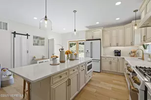 128 1st St, Keyport, NJ 07735 - Photo 6