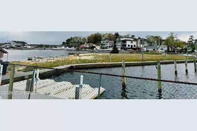 137 Main Bayway, Toms River Township, NJ 08753 - Photo 18