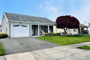 13 Romford Ln, Manchester Township, NJ 08759 - Photo 4