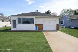 23 Barbados Dr S, Toms River Township, NJ 08757 - Photo 2