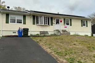20 Nottingham Dr, Howell Township, NJ 07731 - Photo 2